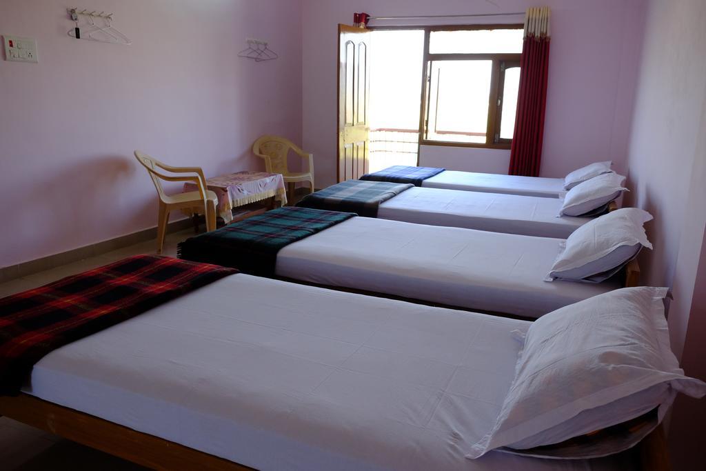 Suma Guest House Бодх Гая Екстериор снимка